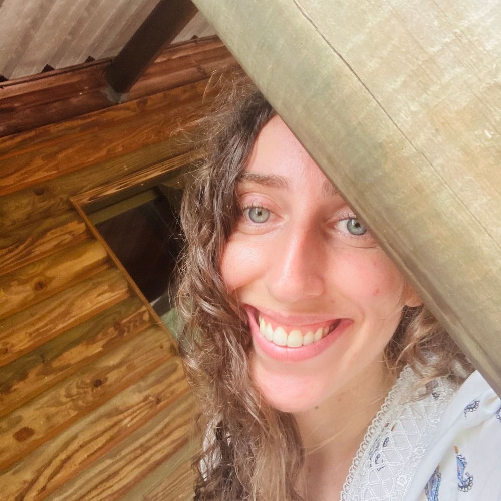 Meet your Posher, Helen